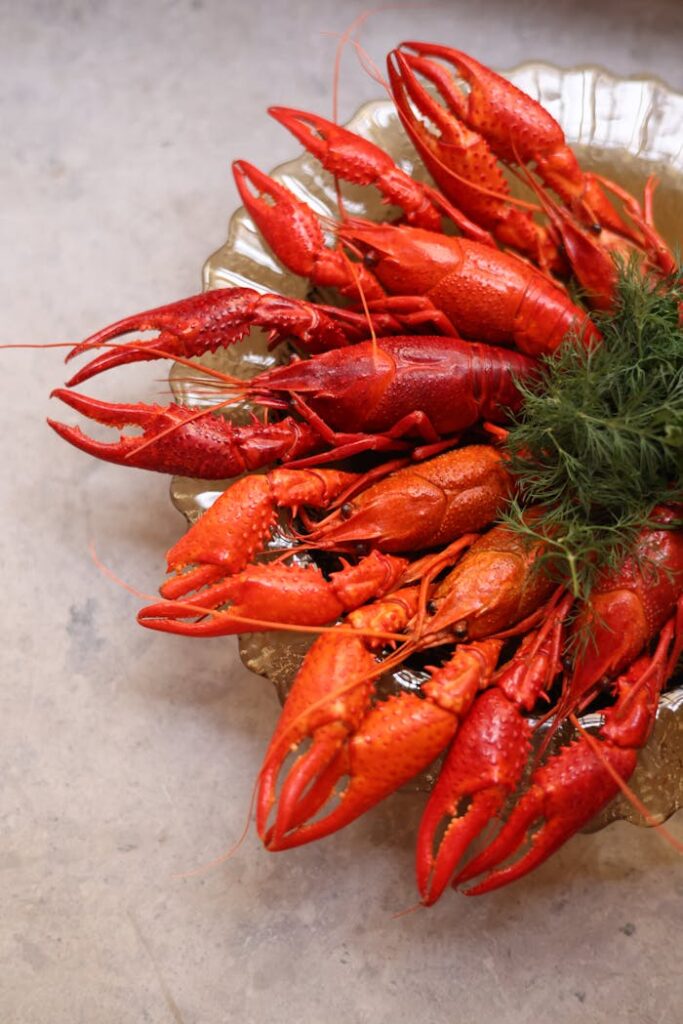 Boiled Crayfish with Herbs